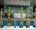 As seis equipes participantes das partidas receberam troféus / Foto: Douglas Teixeira